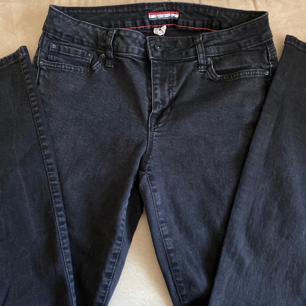 Tommy hilfiger black skinny jeans.